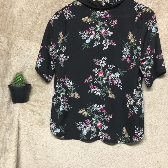 Women’s floral-print blouse - Picture 3 of 3